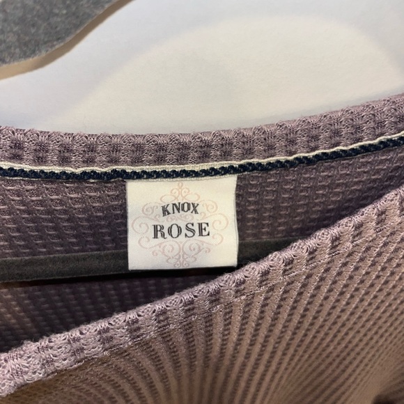 💜 Dusty Lilac Peplum Top - Picture 6 of 9